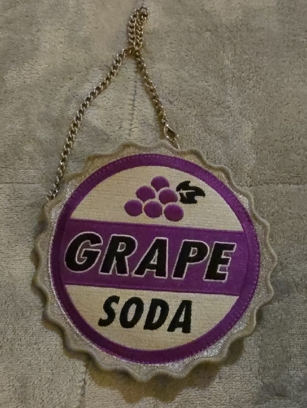 Harveys Up Grape Soda Bottle Cap - Picture 2 of 2